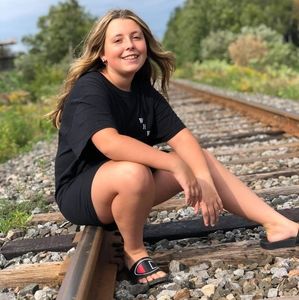 Meet your Posher, Amy